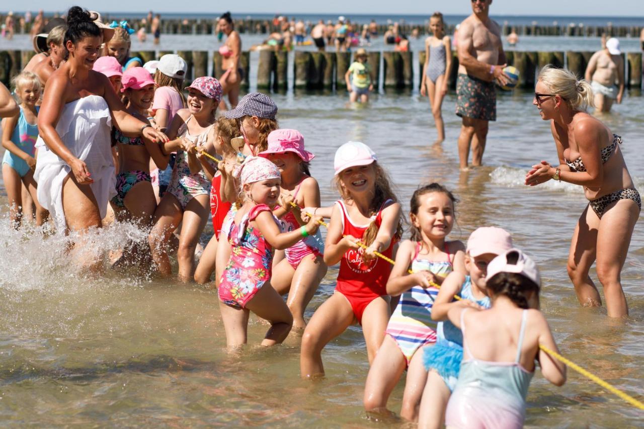 Collins Holiday Ustronie Morskie Dış mekan fotoğraf